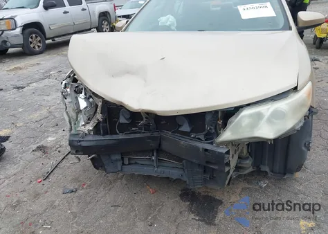 2012 Toyota Camry Le z USA, uszkodzony, nr VIN 4T1BF1FK4CU077338